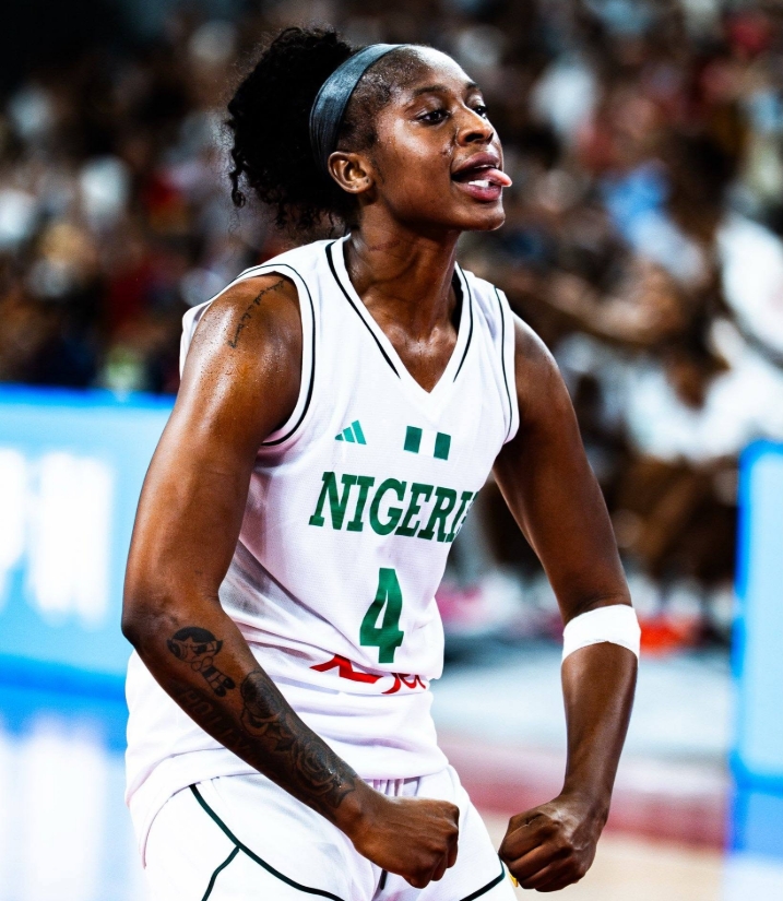 Elizabeth Balogun featured in a CranseSports graphic marking her move to New York Liberty.